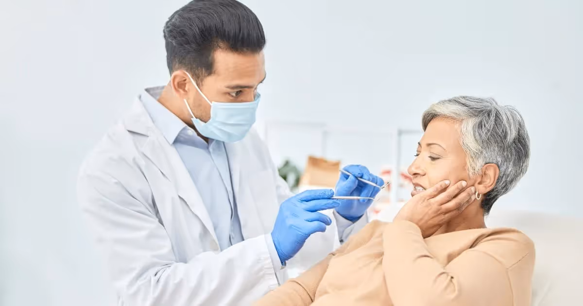 How to Maintain Oral Health in the Elderly 2