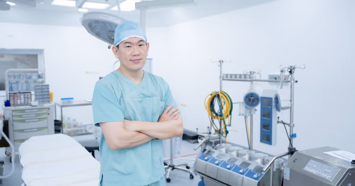Dr Boolrawat Banner 3