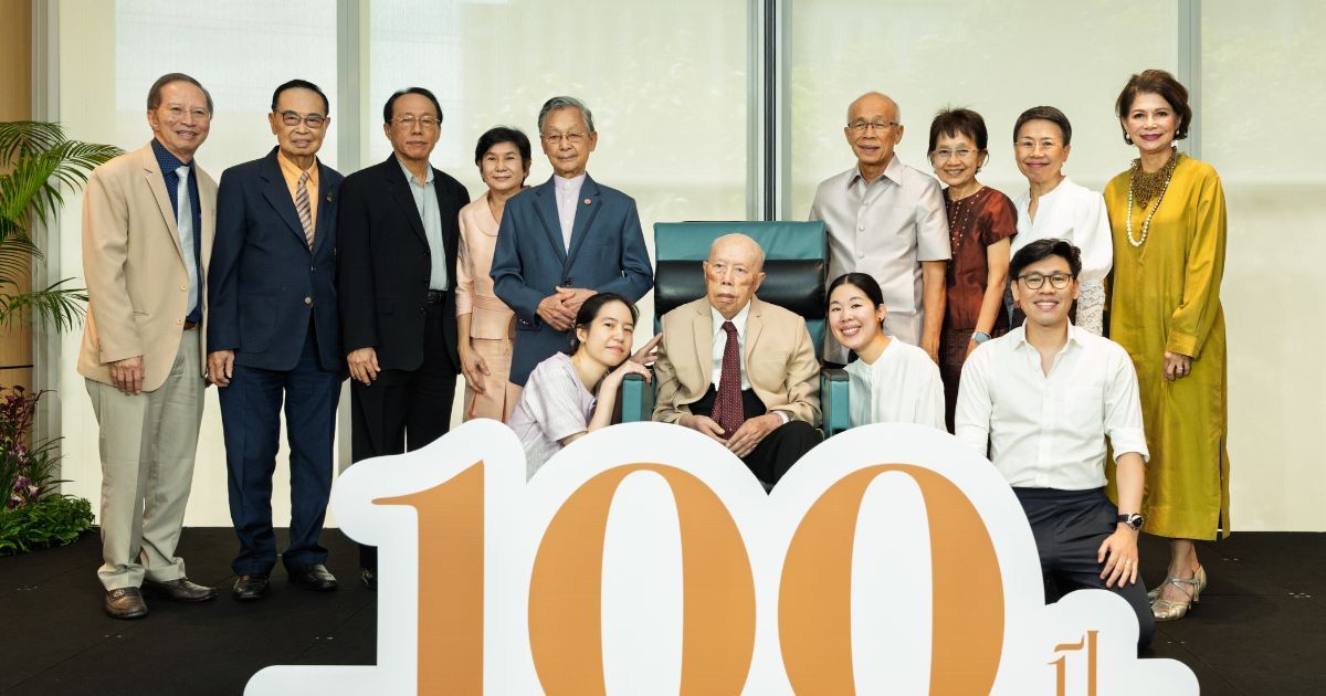 Dr. Banloo Siriphanich 10