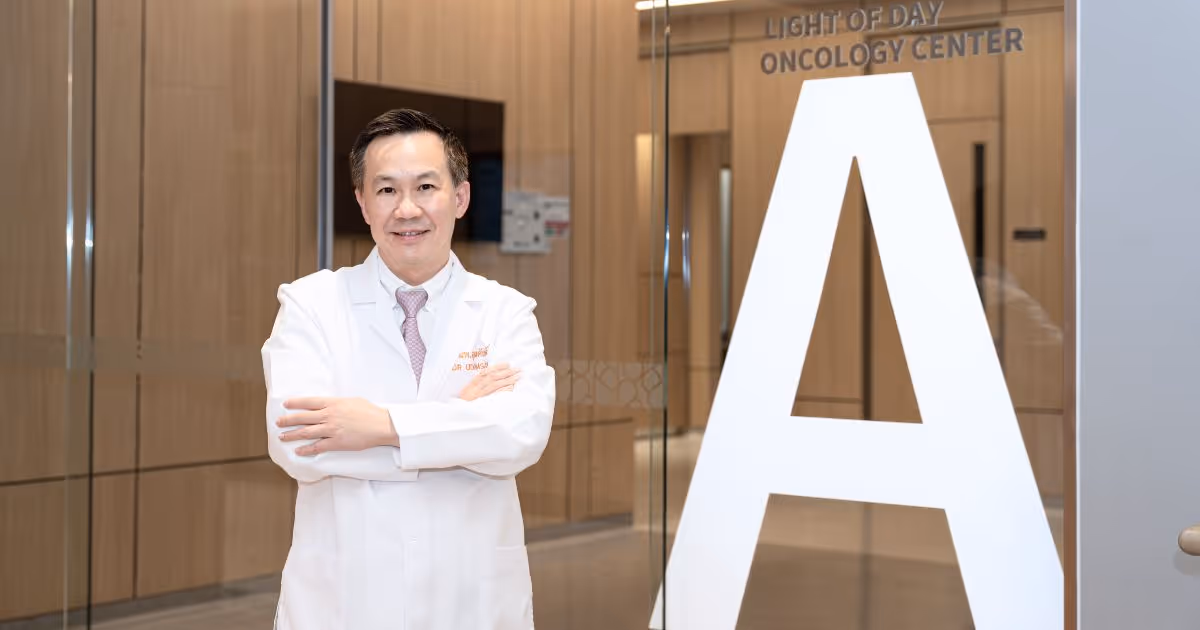 Dr Udomsak Bunworasate Banner