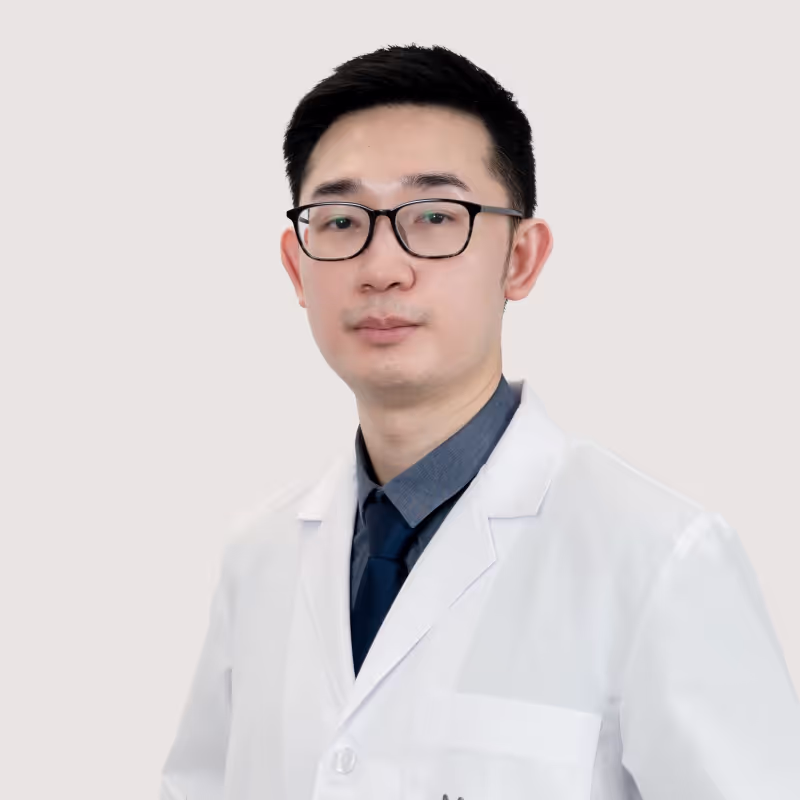 Dr Noppadol Chaiyasit
