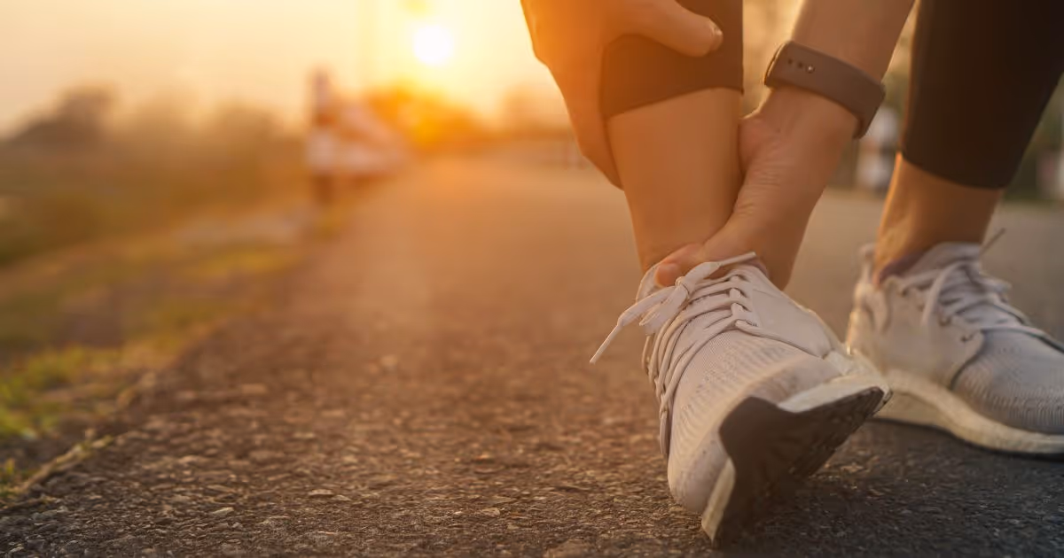 ข้อเท้าพลิก - Ankle Sprains