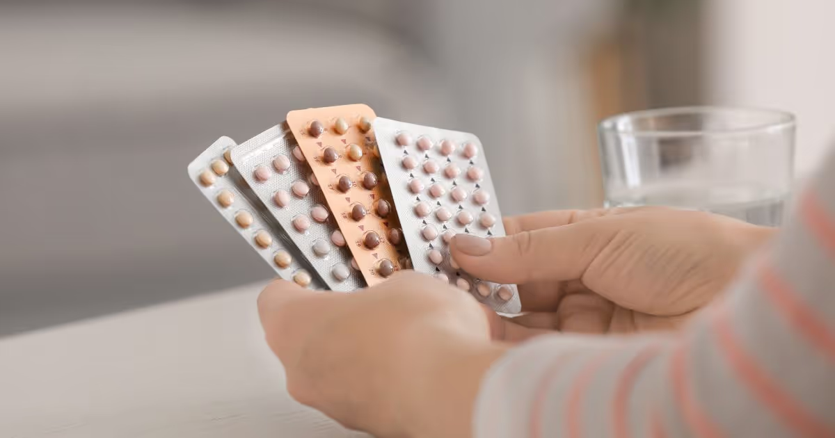 ยาเม็ดคุมกำเนิด (Birth Control Pills) วิธีกินยาคุม และประโยชน์ยาเม็ดคุมกำเนิด - How to take, and Benefits of birth control pills