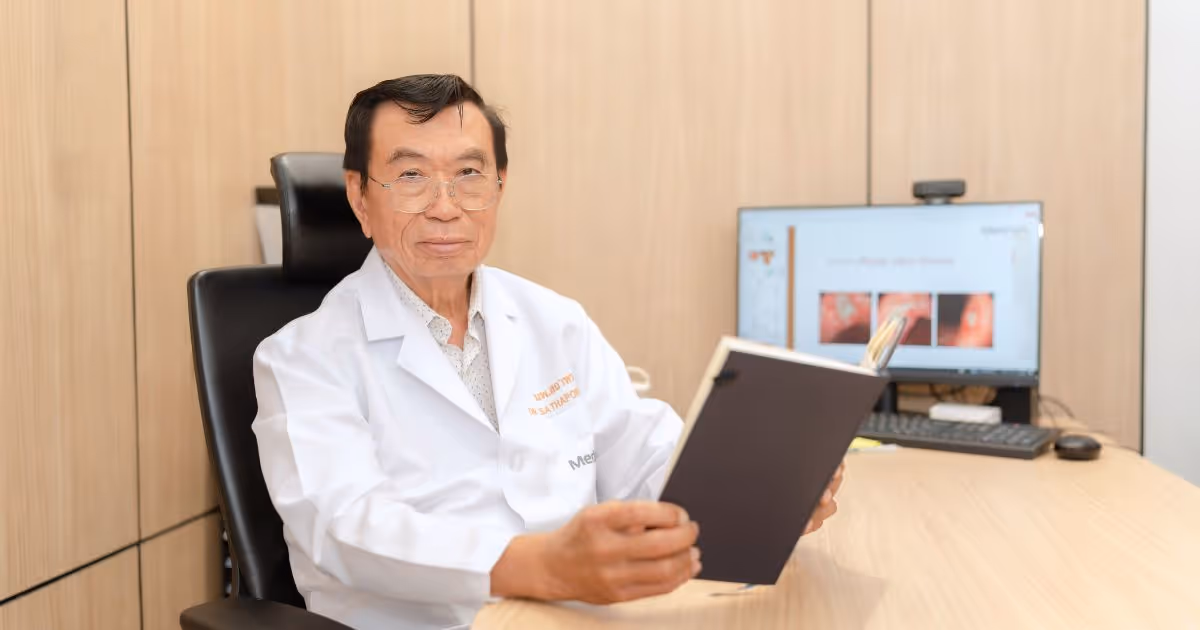 Dr. Sathaporn Manatsathit 2
