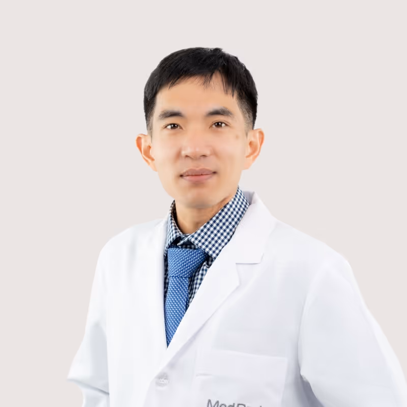 Dr Wyn Parksook