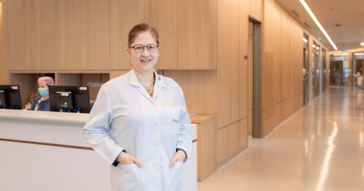 Dr Napisvadee Wongchavanich Banner 3