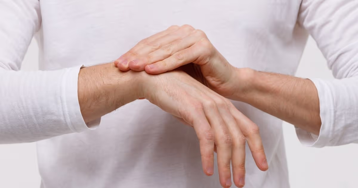 โรคการกดทับเส้นประสาทบริเวณข้อมือ (carpal tunnel syndrome)