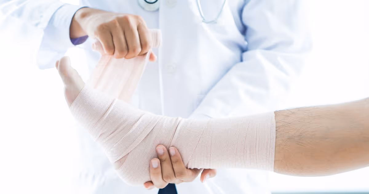 รักษาข้อเท้าพลิก - Treatment of Ankle Sprains