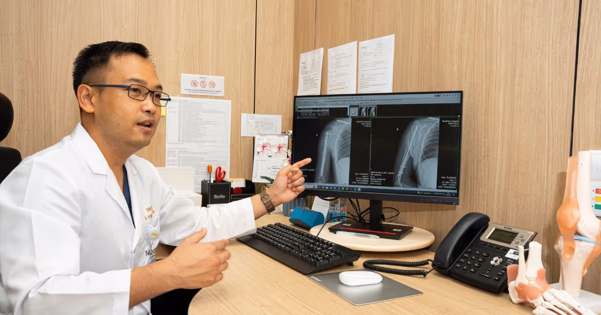 Dr. Jay - Dr. Pongsakorn Bupparenoo, an orthopedic surgeon specializing in orthopedic trauma