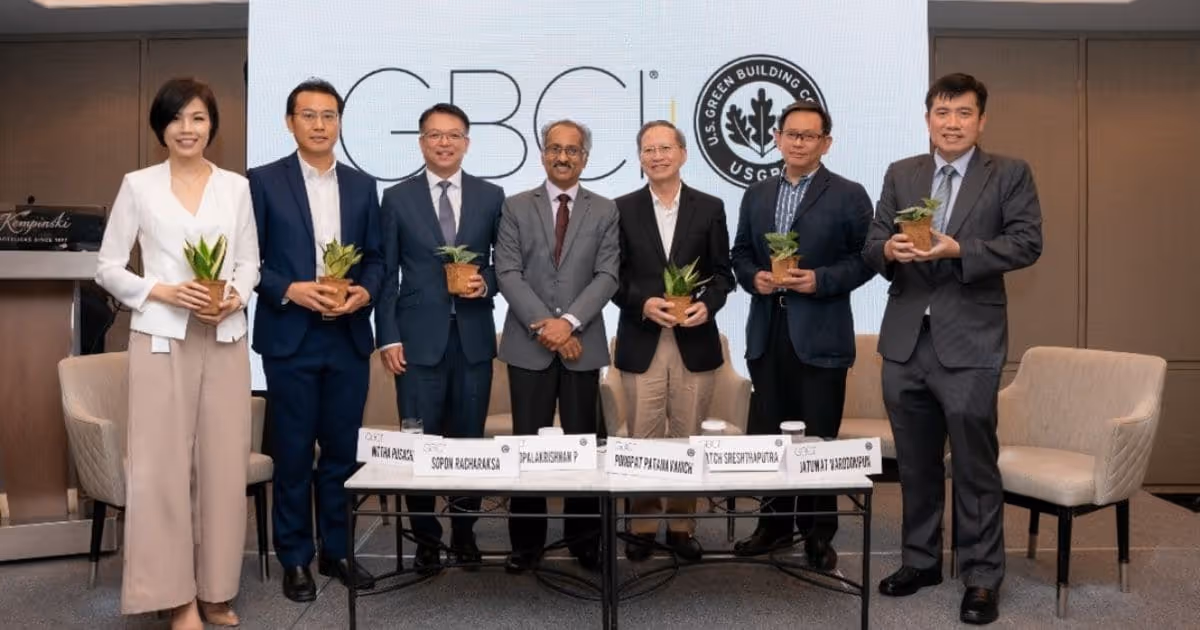 Med Park Promotes the Concept Leed Gold Banner 3