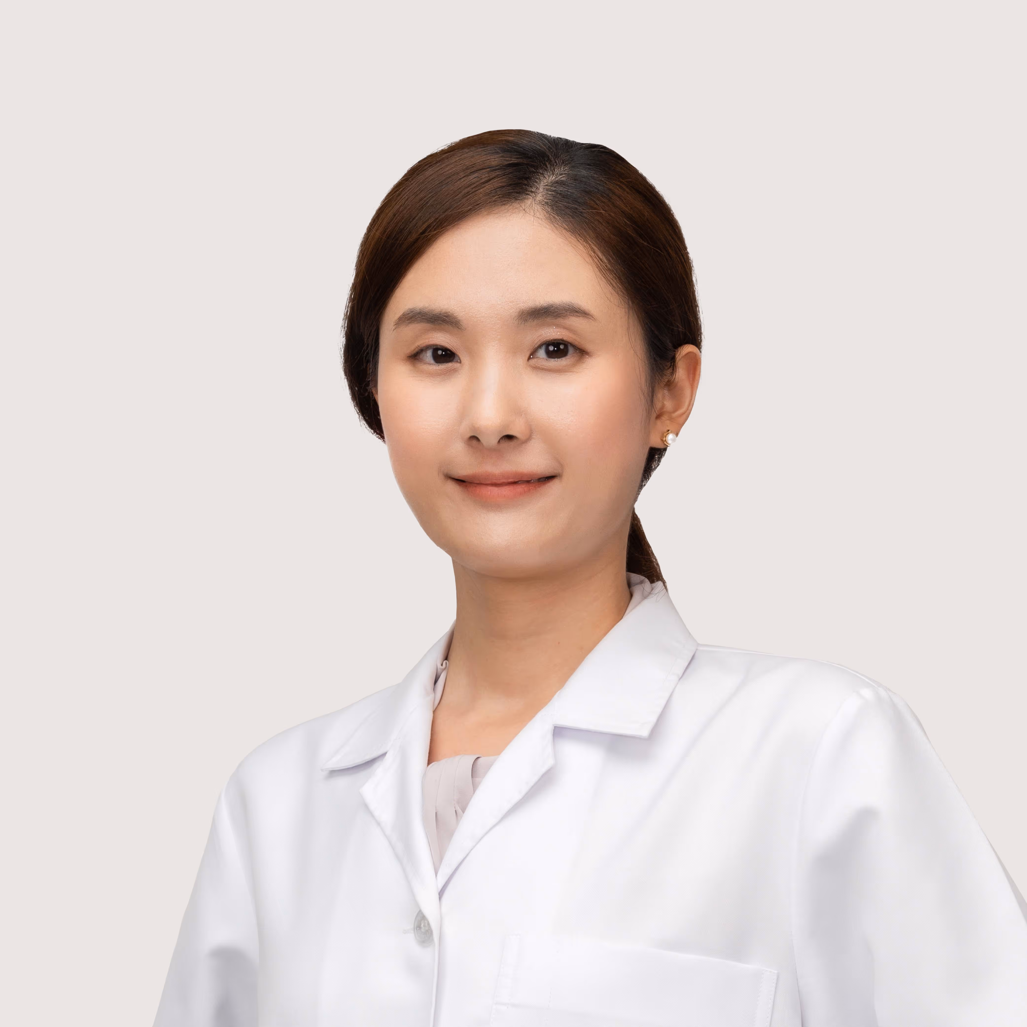 Dr Issaree Prukviwat