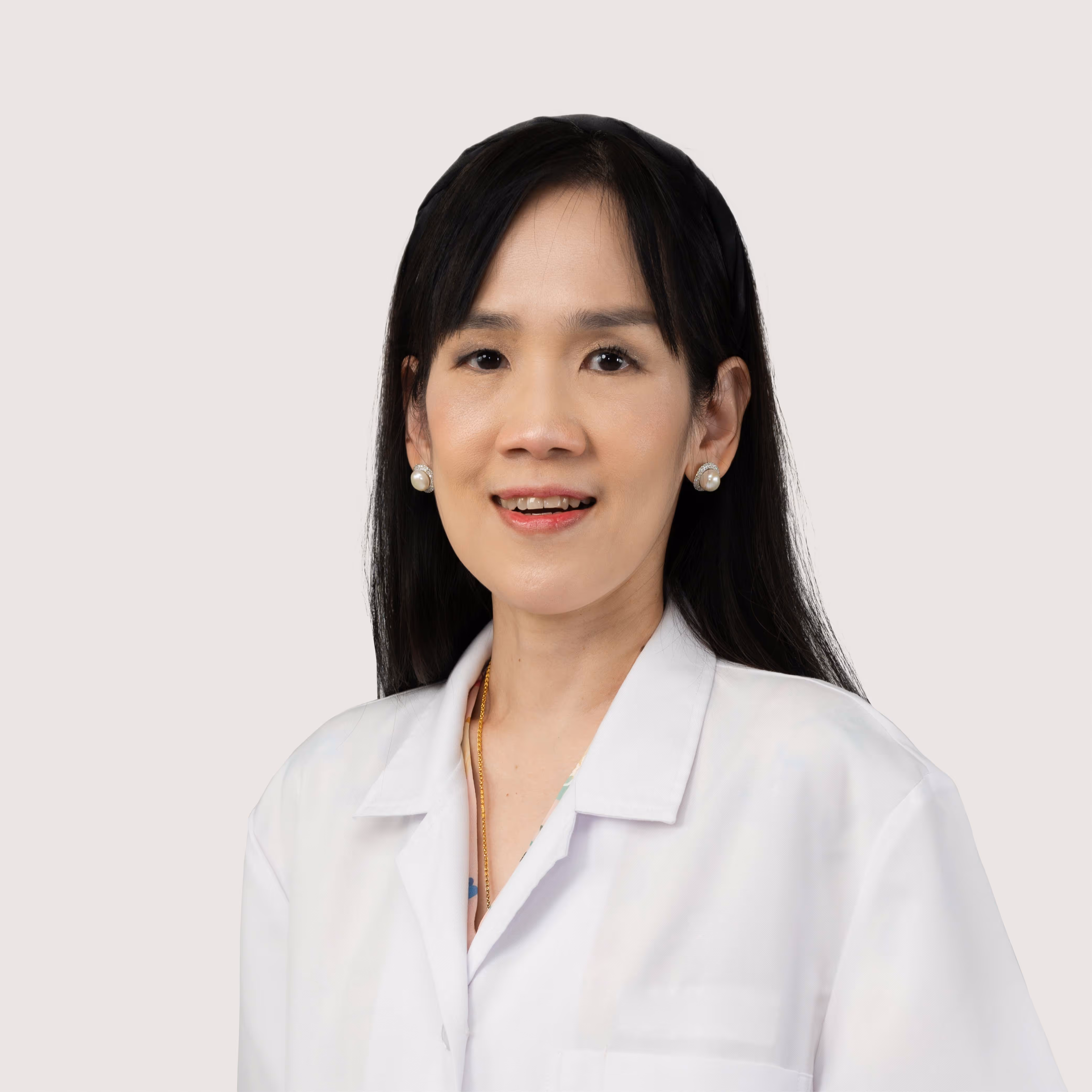 Assoc. Prof. Dr Nisarat Yamaphai