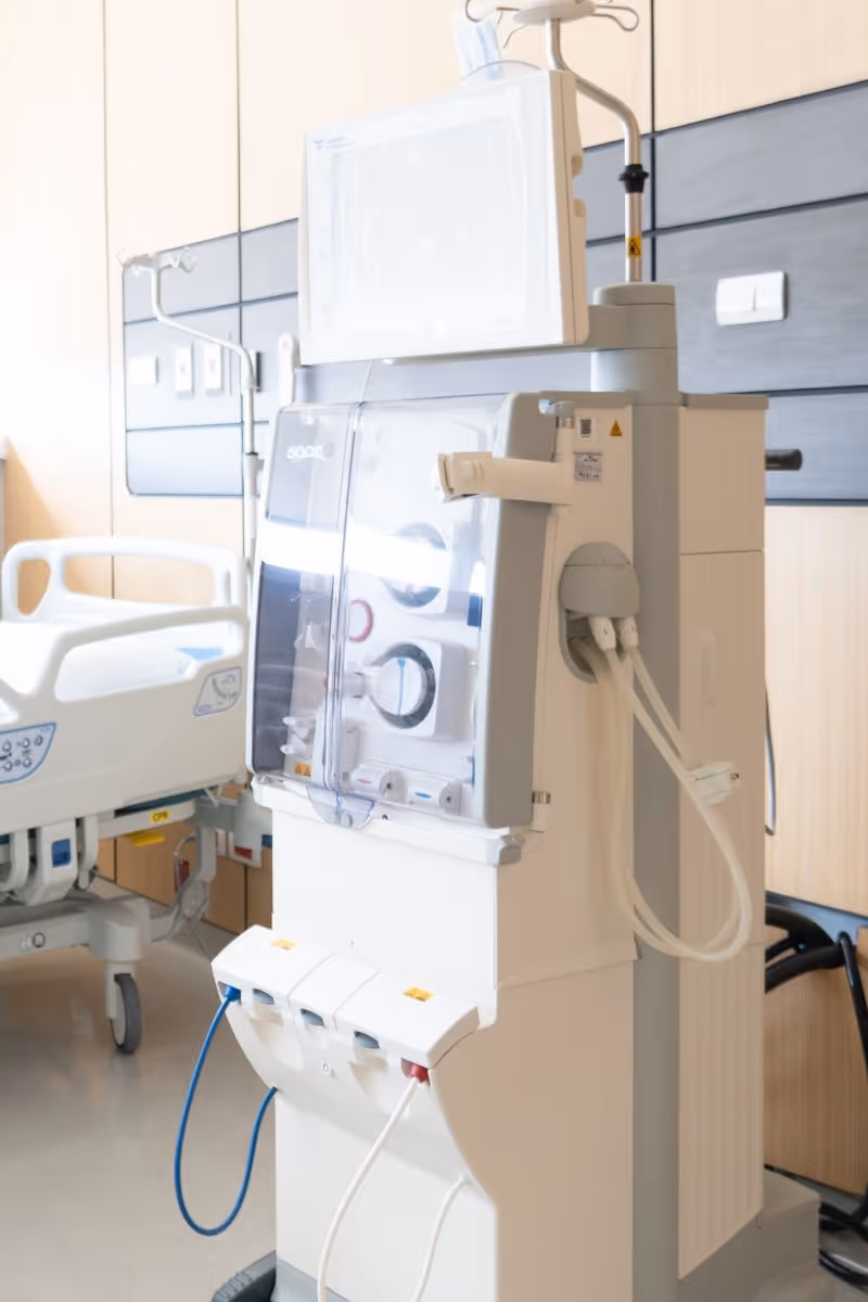 การฟอกไตด้วยเครื่องไตเทียม ประสิทธิภาพสูง (Hemodialysis) คือ หนึ่งใน วิธีการรักษาโรคไตวาย (Kidney failure) หรือ โรคไตเรื้อรัง (Chronic kidney disease) 