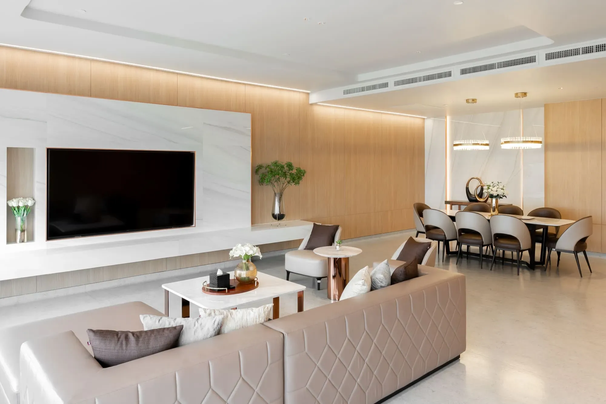 Royal River Suite 2