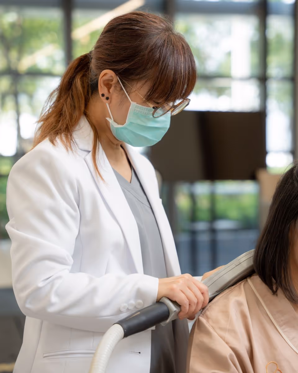 Khun Panida Chalermpornchai 6