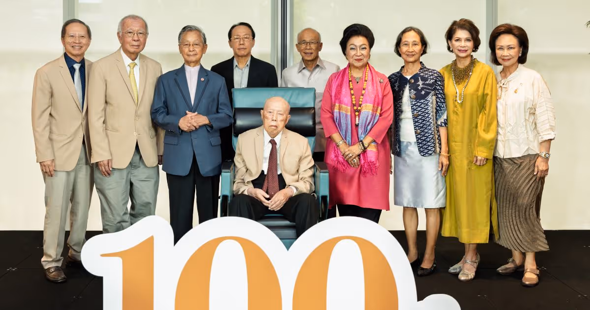 Dr. Banloo Siriphanich 2