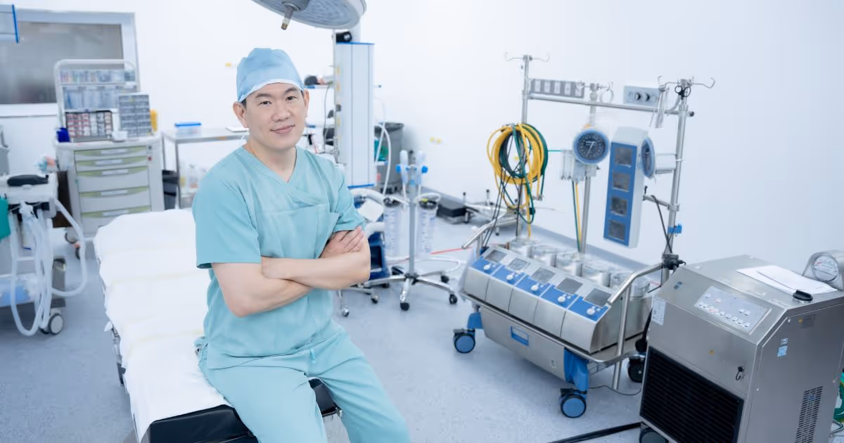 Dr Boolrawat Banner 7