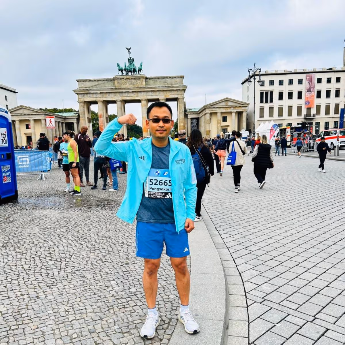 นพ.พงศกร บุบผะเรณู กิจกรรมวิ่งมาราธอนที่เบอร์ลิน - Dr Pongsakorn Bupparenoo, an Orthopedic Activity
